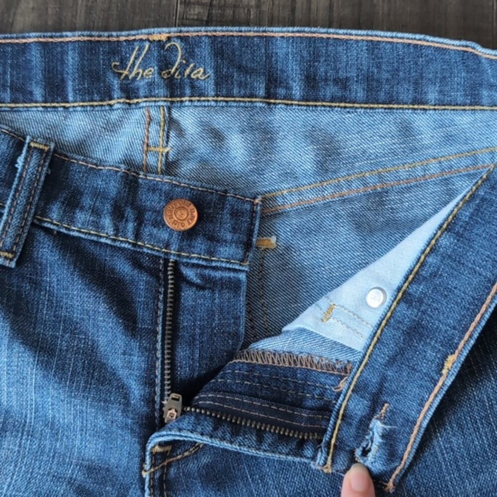 Old Navy The Diva Bootcut Jeans Womens Size 6 Blue Mid Rise Denim - Picture 8 of 10
